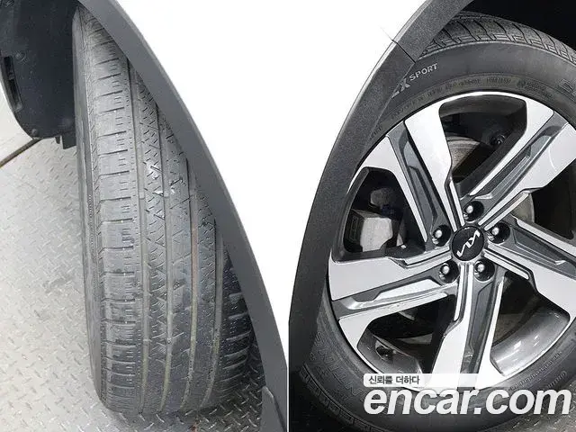 Kia Sorento 2023 — Photo 19/20
