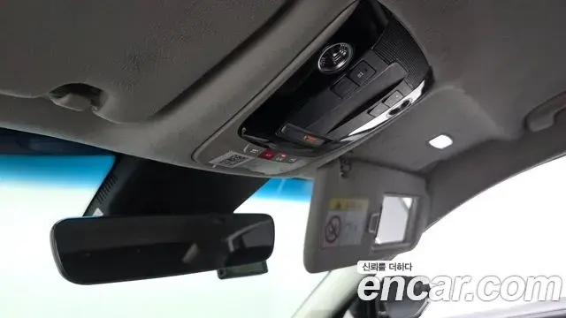 Kia K8 2022 — Photo 12/36