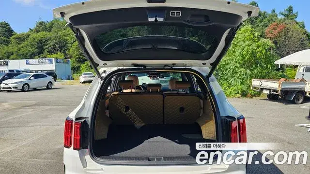 Kia Sorento 2022 — Photo 9/20