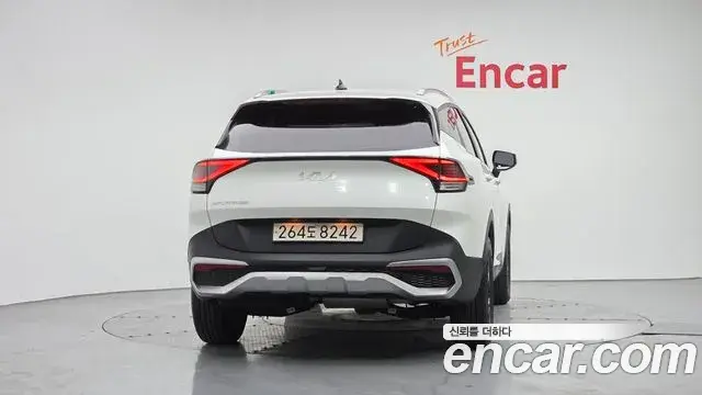 Kia Sportage 2022 — Şəkil 2/20
