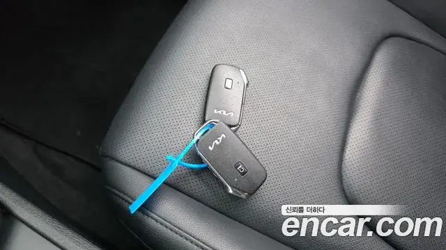 Kia Sportage 2022 — Şəkil 13/20