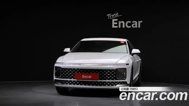 Hyundai Grandeur Hybrid 2024 — Photo 33/36