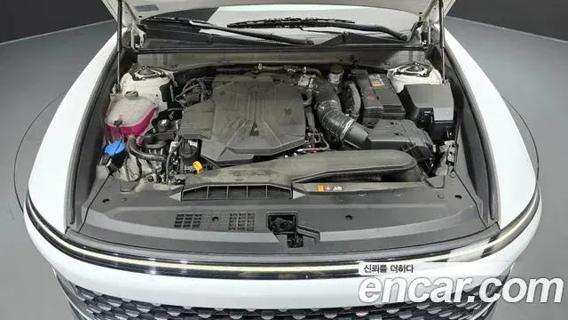 Hyundai Grandeur Hybrid 2024 — Photo 30/36