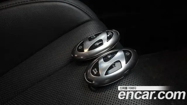 Hyundai Grandeur Hybrid 2024 — Photo 29/36