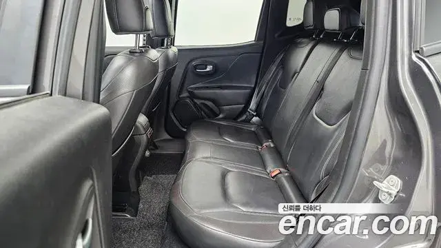 Jeep Renegade 2021 — Şəkil 12/20
