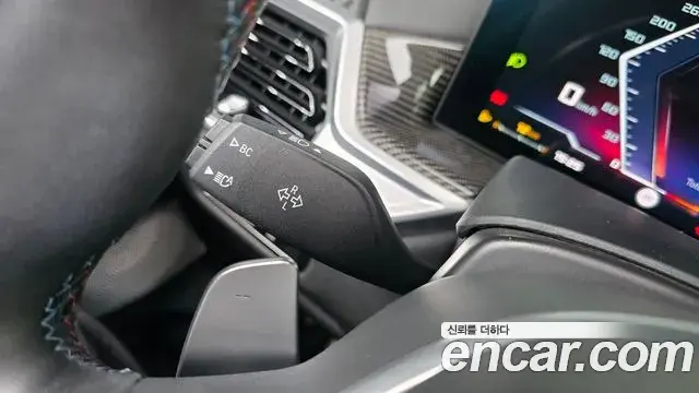 BMW X7 2024 — ფოტო 29/33