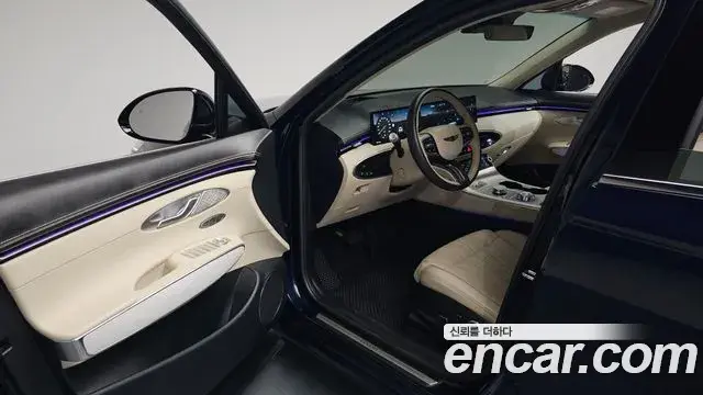 Genesis GV70 2024 — ფოტო 30/34