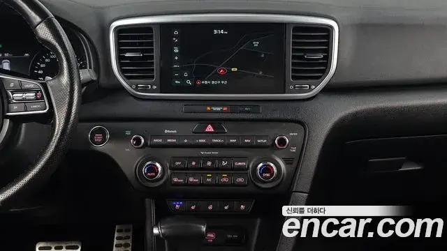 Kia Sportage The Bold 2020 — Photo 11/20