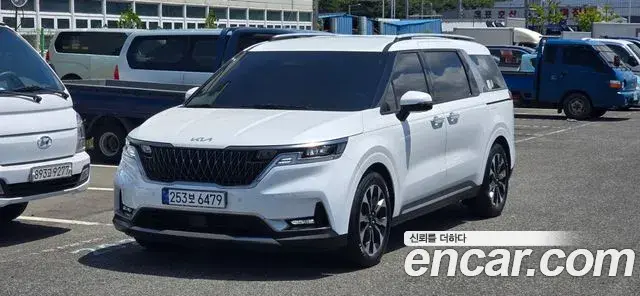 Kia Carnival 2022 — Фото 9/20