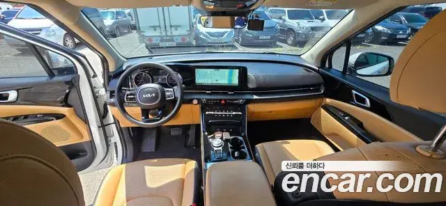 Kia Carnival 2022 — Фото 1/20