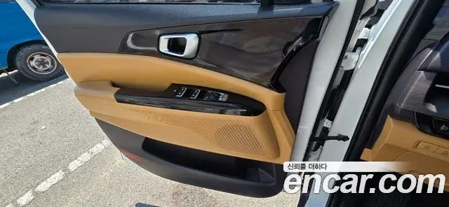 Kia Carnival 2022 — Фото 14/20