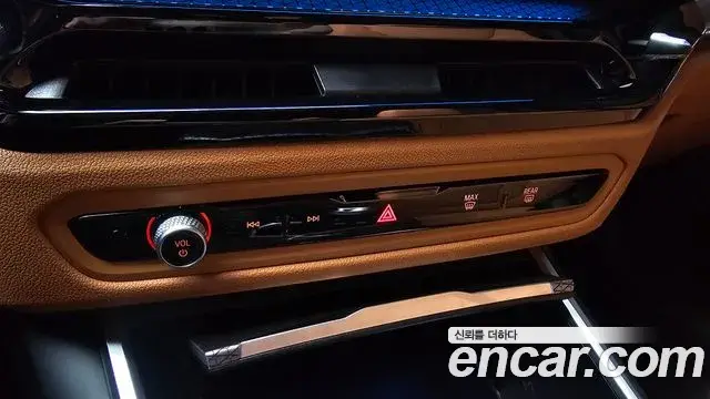 BMW 3 Series 2025 — Şəkil 14/33