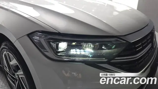 Volkswagen Jetta 2024 — Şəkil 29/30