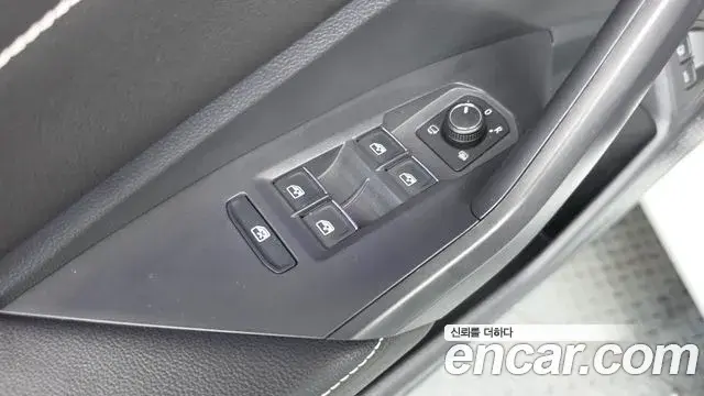 Volkswagen Jetta 2024 — Şəkil 28/30