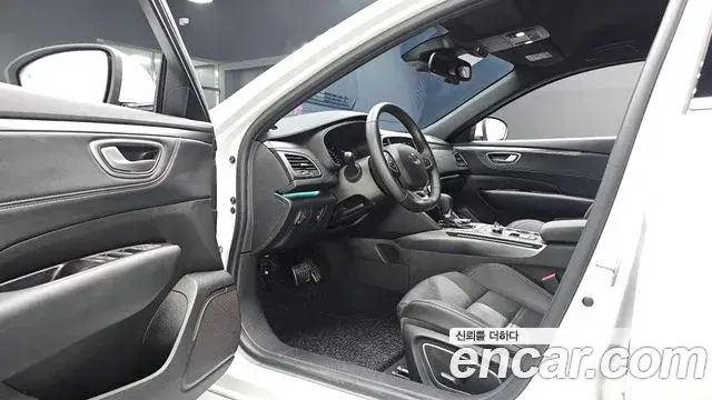 Renault Samsung SM6 2025 — Şəkil 29/33