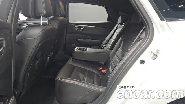 Renault Samsung SM6 2025 — Şəkil 20/33