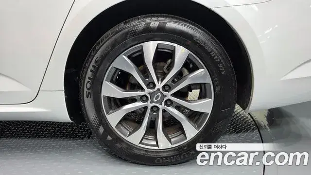Renault Samsung SM6 2025 — Şəkil 17/33