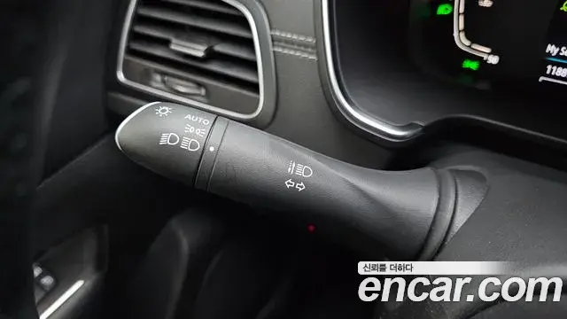 Renault Samsung SM6 2025 — Şəkil 13/33