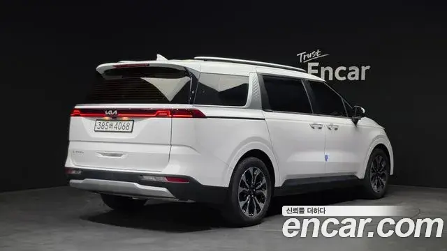 Kia Carnival 2021 — Photo 4/31