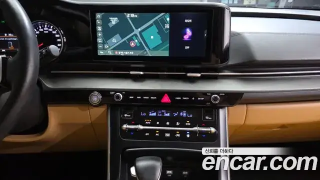 Kia Carnival 2021 — Photo 20/31
