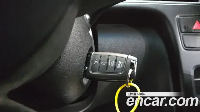 Hyundai Staria 2023 — ფოტო 5/20