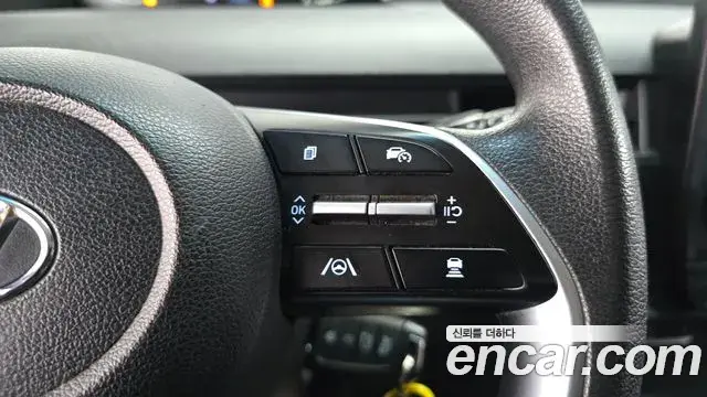 Hyundai Staria 2023 — ფოტო 4/20