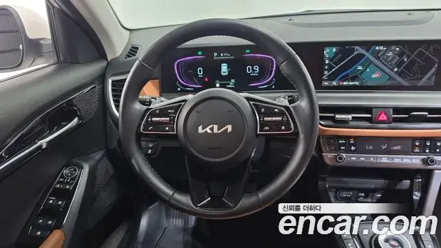 Kia Seltos 2024 — Photo 3/36
