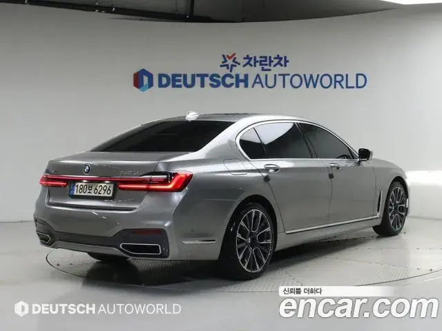BMW 7 Series 2020 — ფოტო 18/20