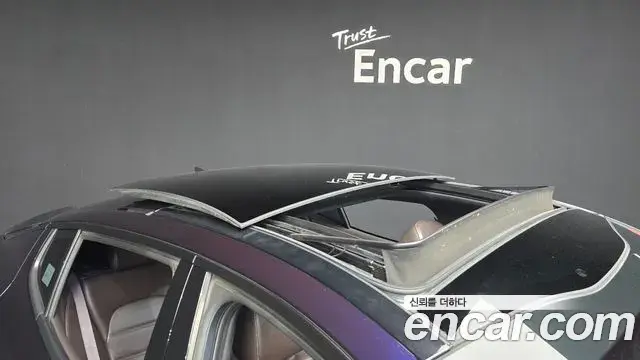 Kia Stinger 2018 — Şəkil 19/35