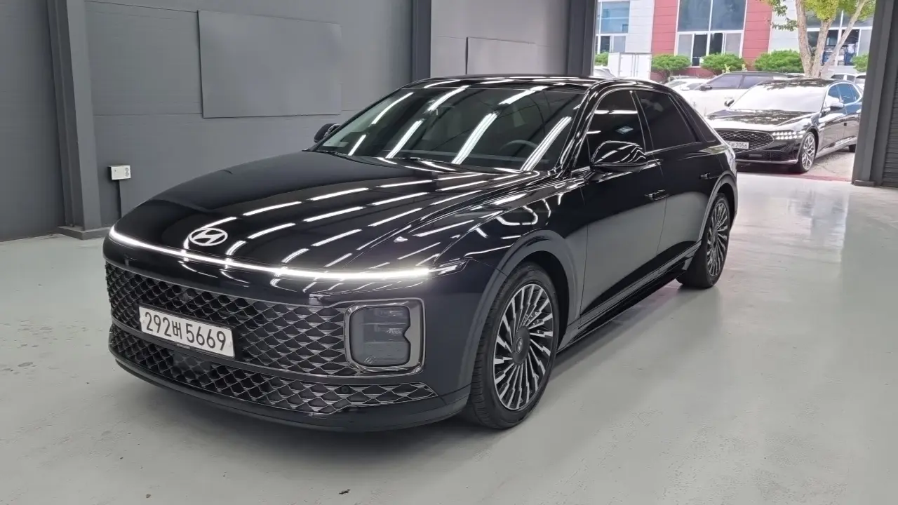 Hyundai Grandeur Hybrid 2022 — Şəkil 2/18