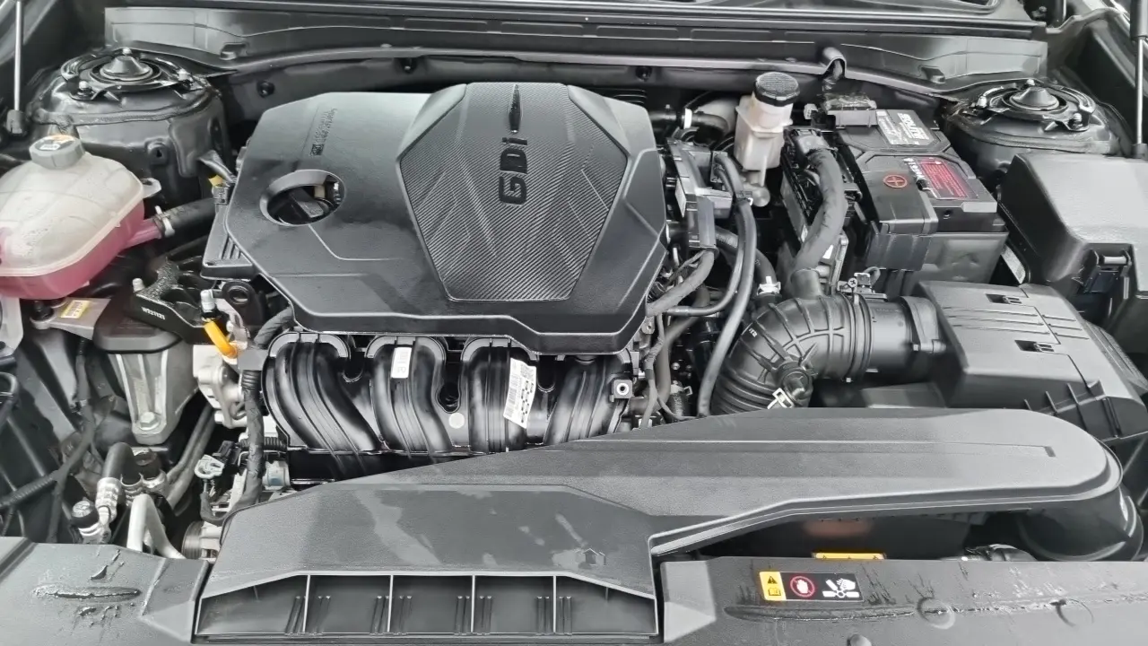 Hyundai Grandeur Hybrid 2022 — Şəkil 16/18