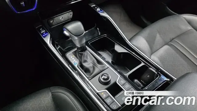 Kia Sorento 2022 — Şəkil 7/20