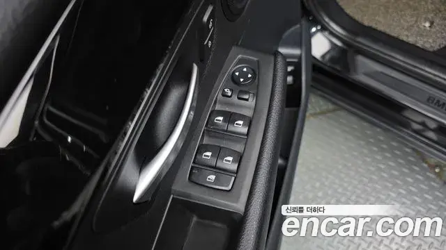 BMW 2 Series Active Tourer 2020 — ფოტო 7/20