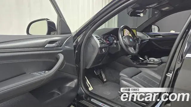 BMW X4 2023 — Photo 10/20