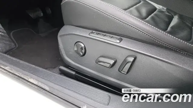 Volkswagen Jetta 2021 — ფოტო 28/31