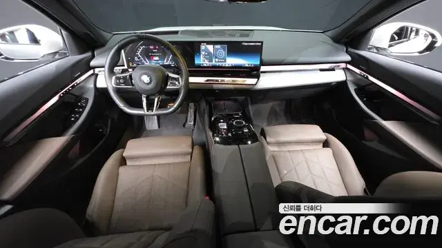 BMW 5 Series 2025 — Şəkil 12/33