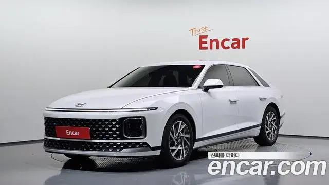 Hyundai Grandeur Hybrid 2024 — Photo 2/20