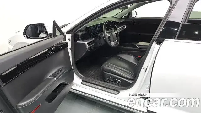 Hyundai Grandeur Hybrid 2024 — Photo 17/20