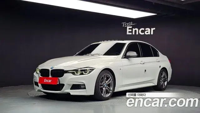 BMW 3 Series 2018 — Фото 1/20
