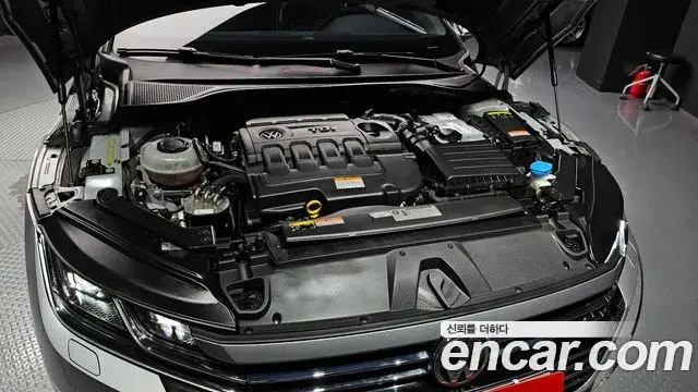 Volkswagen Arteon 2019 — Photo 19/20