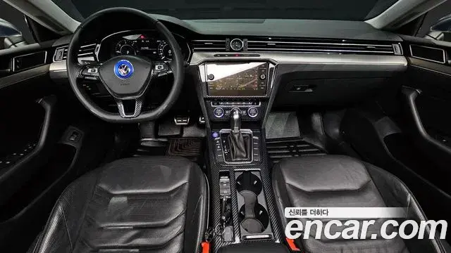 Volkswagen Arteon 2019 — Photo 18/20
