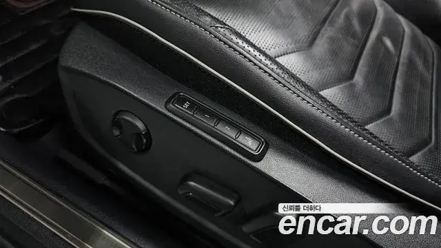 Volkswagen Arteon 2019 — Photo 16/20