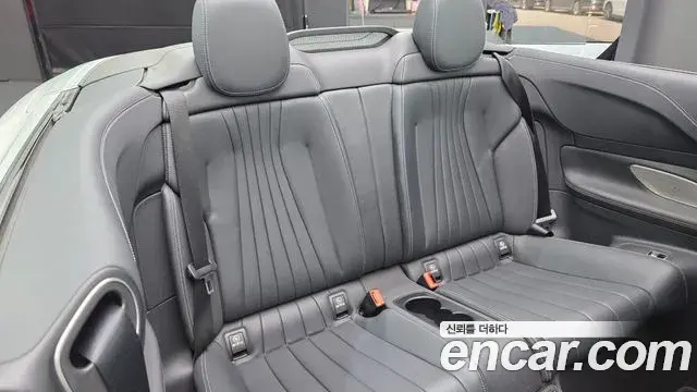 Mercedes-Benz E-Class 2021 — Фото 12/20
