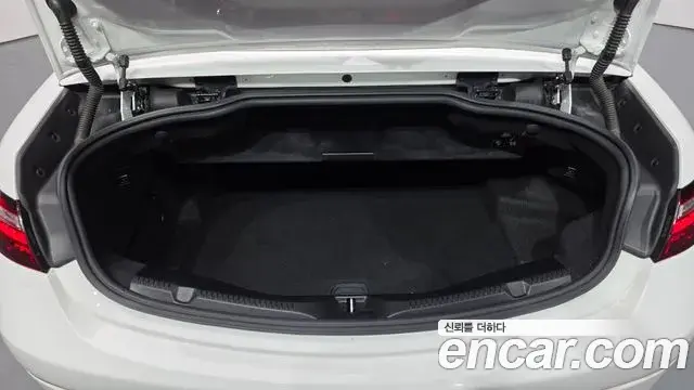 Mercedes-Benz E-Class 2021 — Фото 16/20
