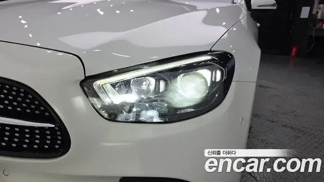 Mercedes-Benz E-Class 2021 — Şəkil 6/33
