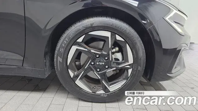 Kia K5 2024 — ფოტო 9/33
