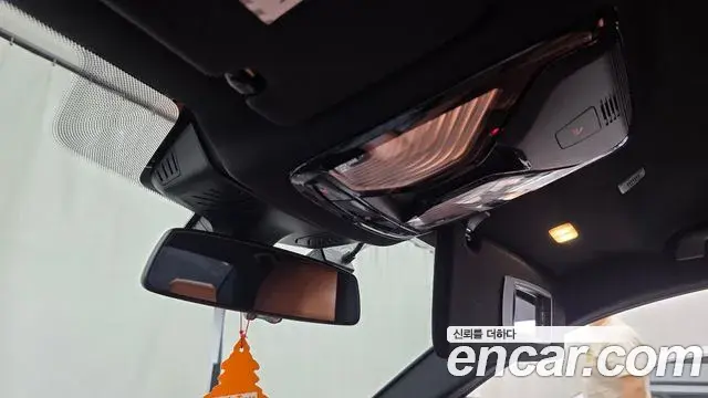 BMW M5 2019 — Şəkil 28/34