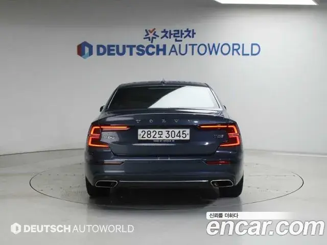 Volvo S60 2019 — Şəkil 4/19