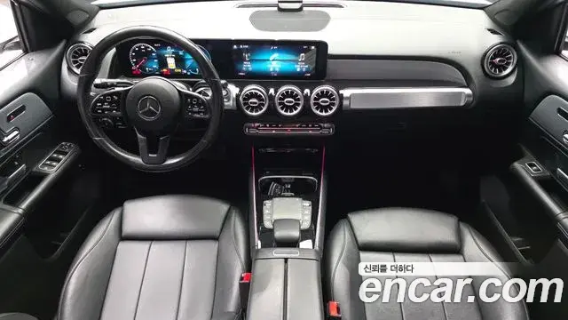 Mercedes-Benz GLB-Class 2021 — Фото 7/20