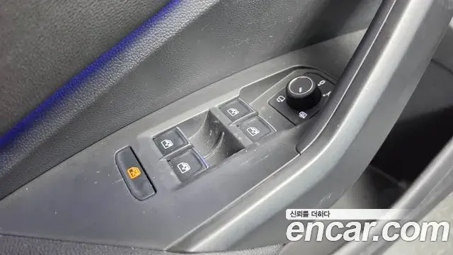 Volkswagen Jetta 2021 — Şəkil 25/37